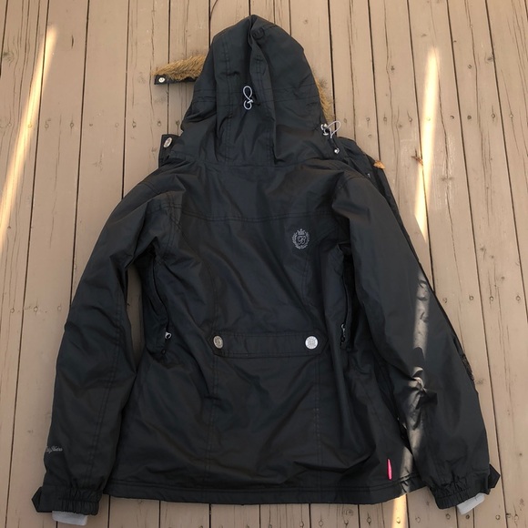 Betty Rides Snowboarding Jacket - Picture 7 of 8